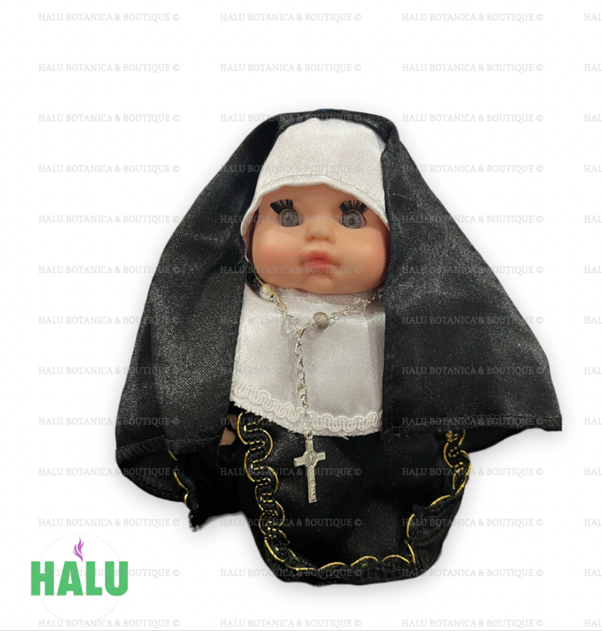 Nun Doll/ Monja muñeca