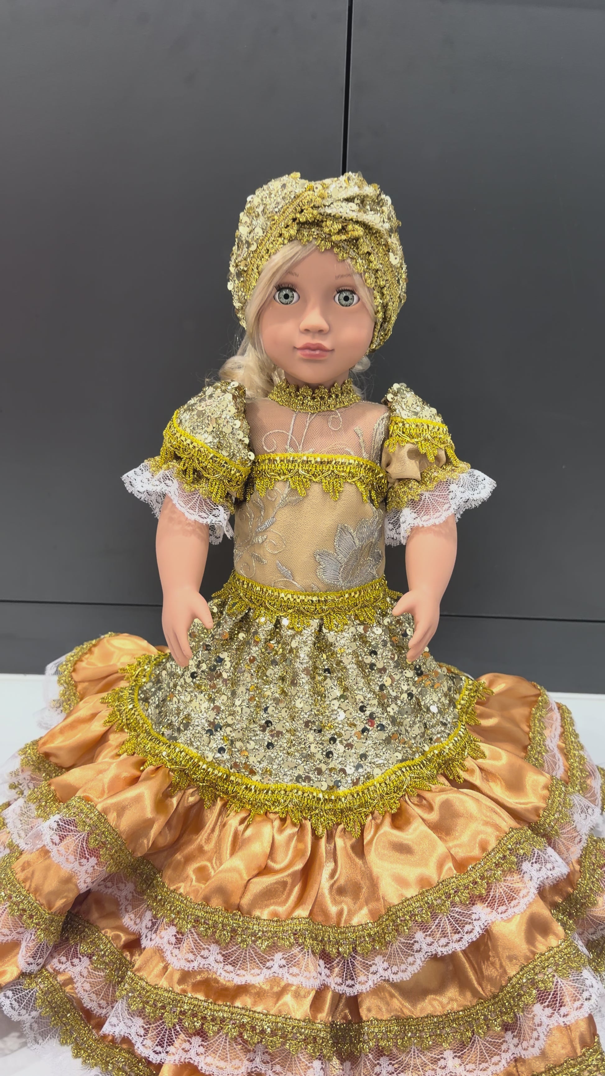 18” Muñeca Religiosa para Ochun/ Religious Doll for Ochun/Santeria