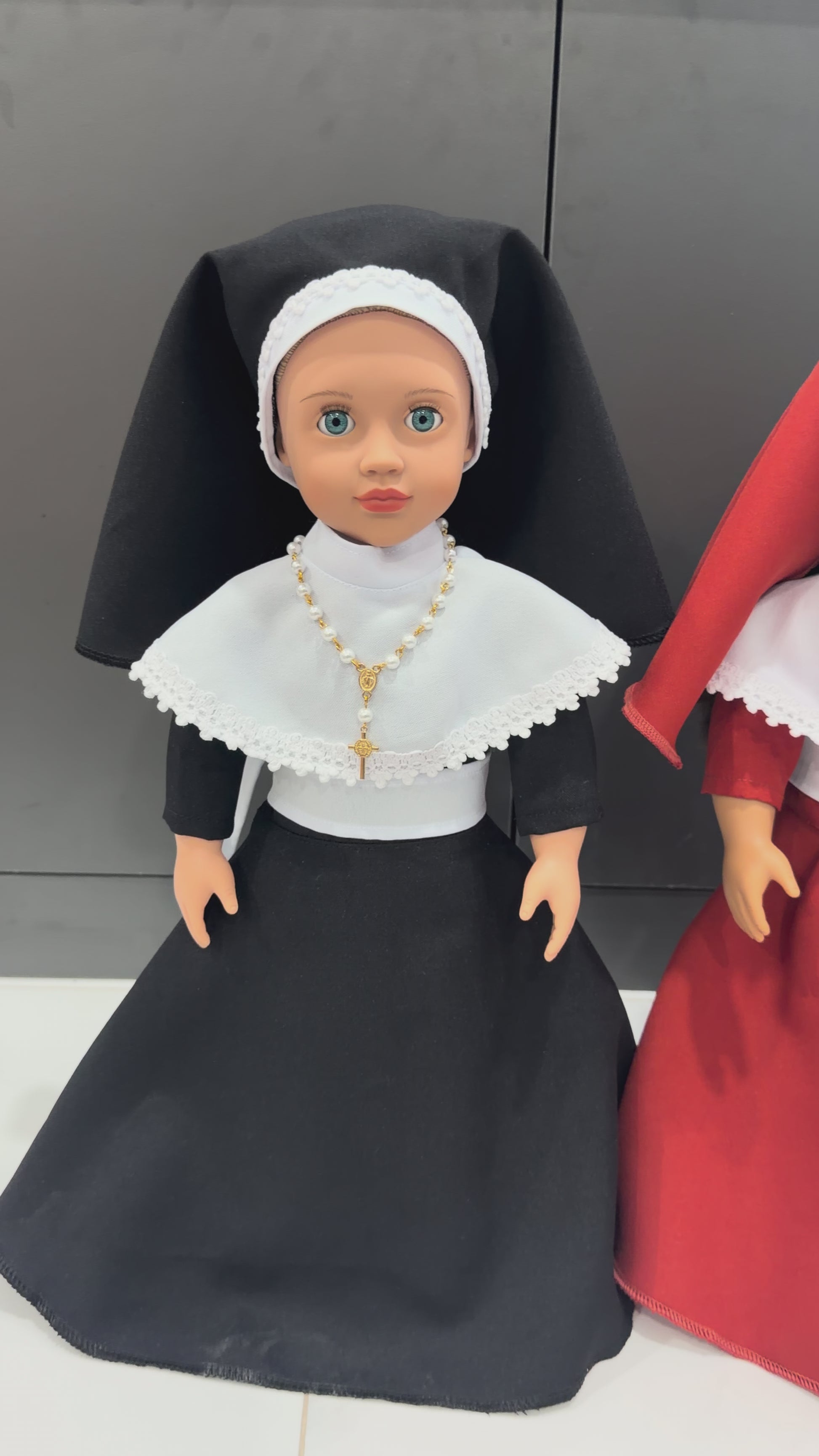 18” Nun Doll/ Monja Muñeca Elegante/ Santeria IFA